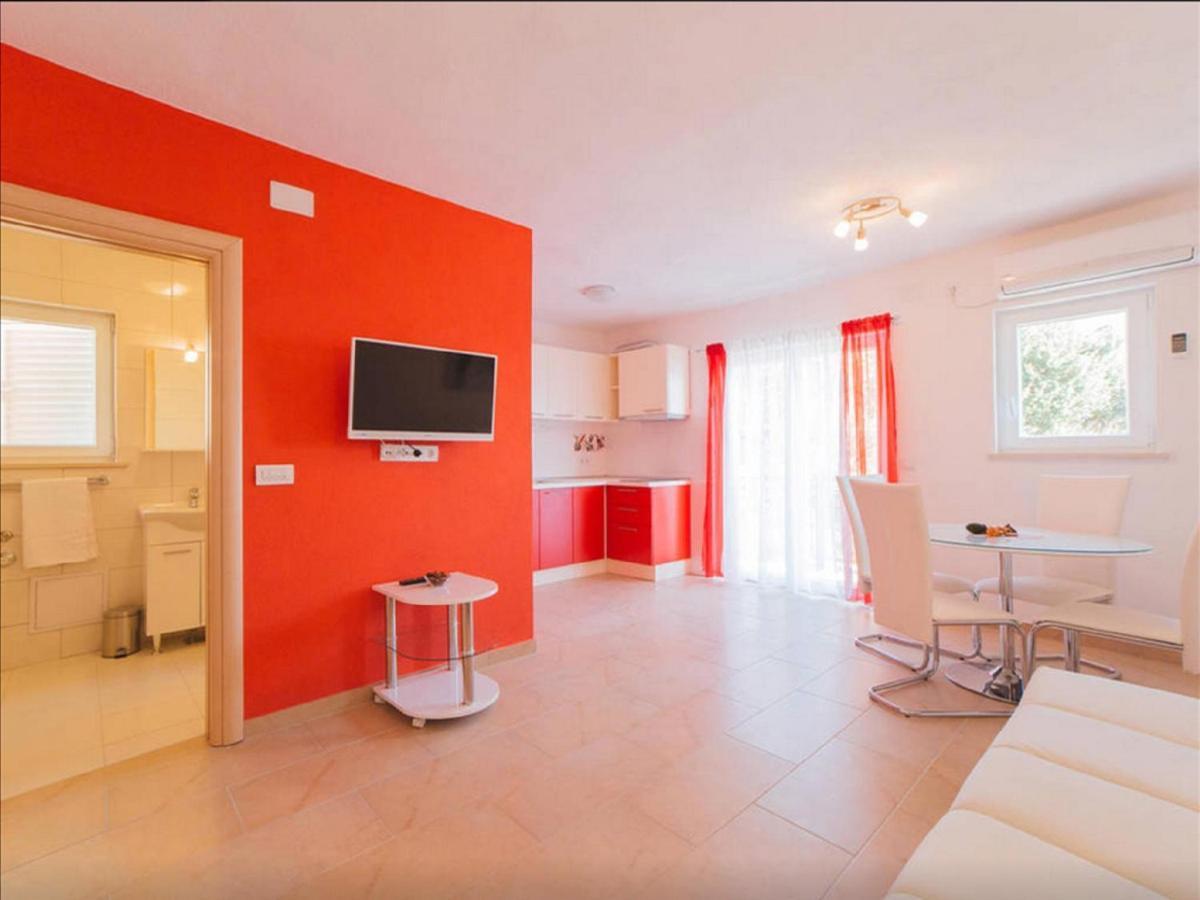 House Karlo Apartments Omiš Dış mekan fotoğraf