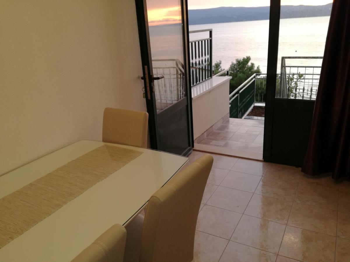 House Karlo Apartments Omiš Dış mekan fotoğraf